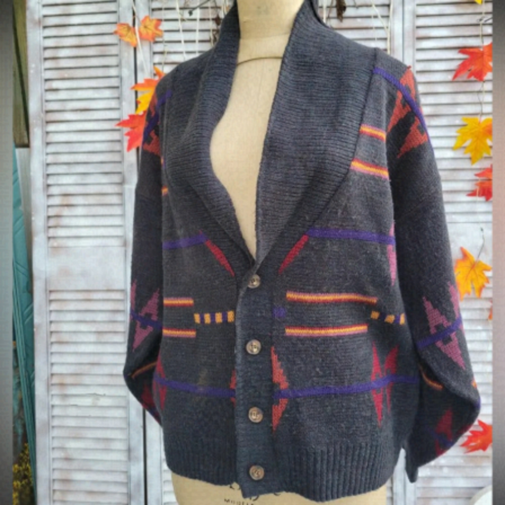 SEARS THE MEN’S STORE Vintage wool blend cardigan sweater, abstract